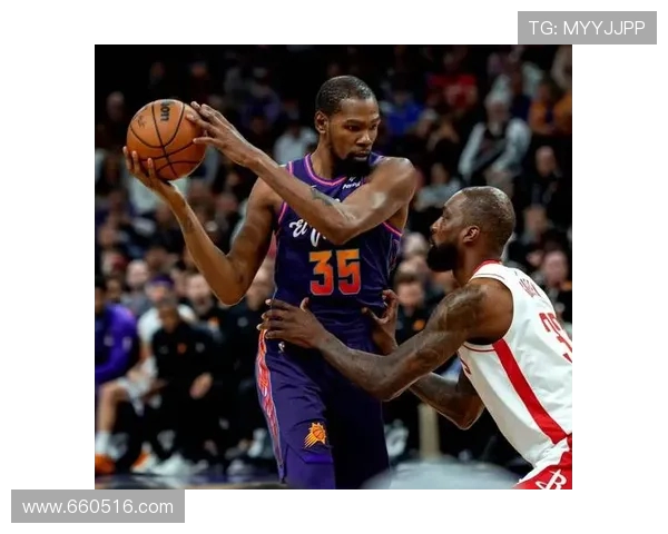 史密斯三分连中火箭下半场轰出二十一比七攻击波掌控比赛走势 史密斯三分连中火箭下半场轰出二十一比七攻击波掌控比赛走势